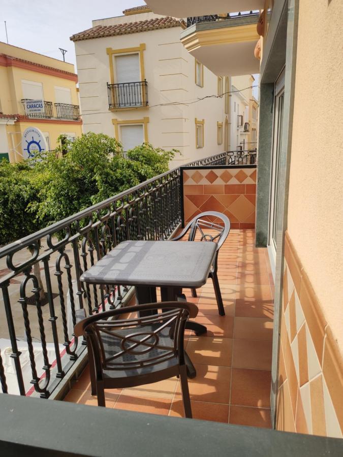 Apartamentos Leonor Carihuela Torremolinos Dış mekan fotoğraf